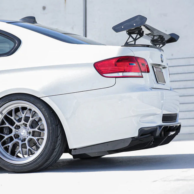 BMW E9X M3 VARIS STYLE CARBON FIBER DIFFUSER UNDERTRAY - E90 / E92 / E93