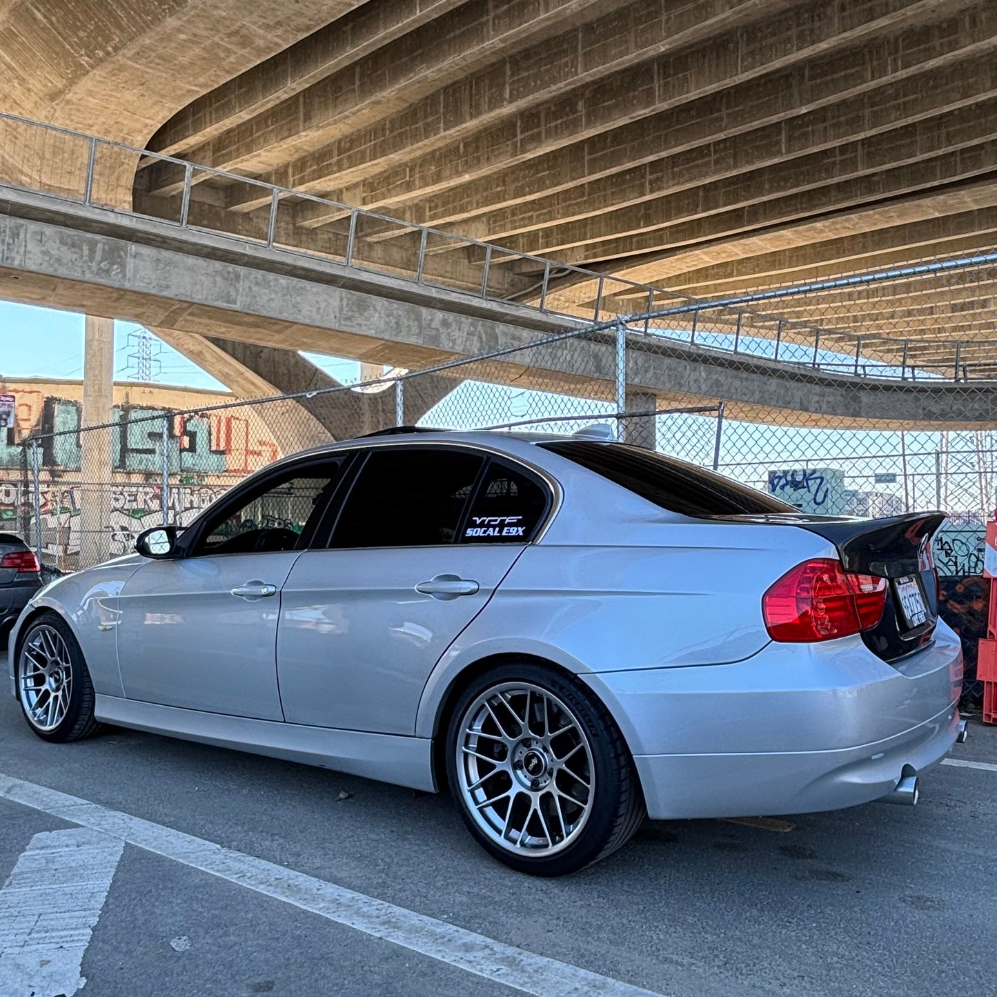 E90 CSL STYLE CARBON FIBER TRUNK LCI ONLY 2009-2012